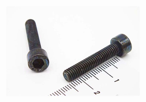 12434 Innensechskant M5x25 schwarz verzinkt VPE10St.